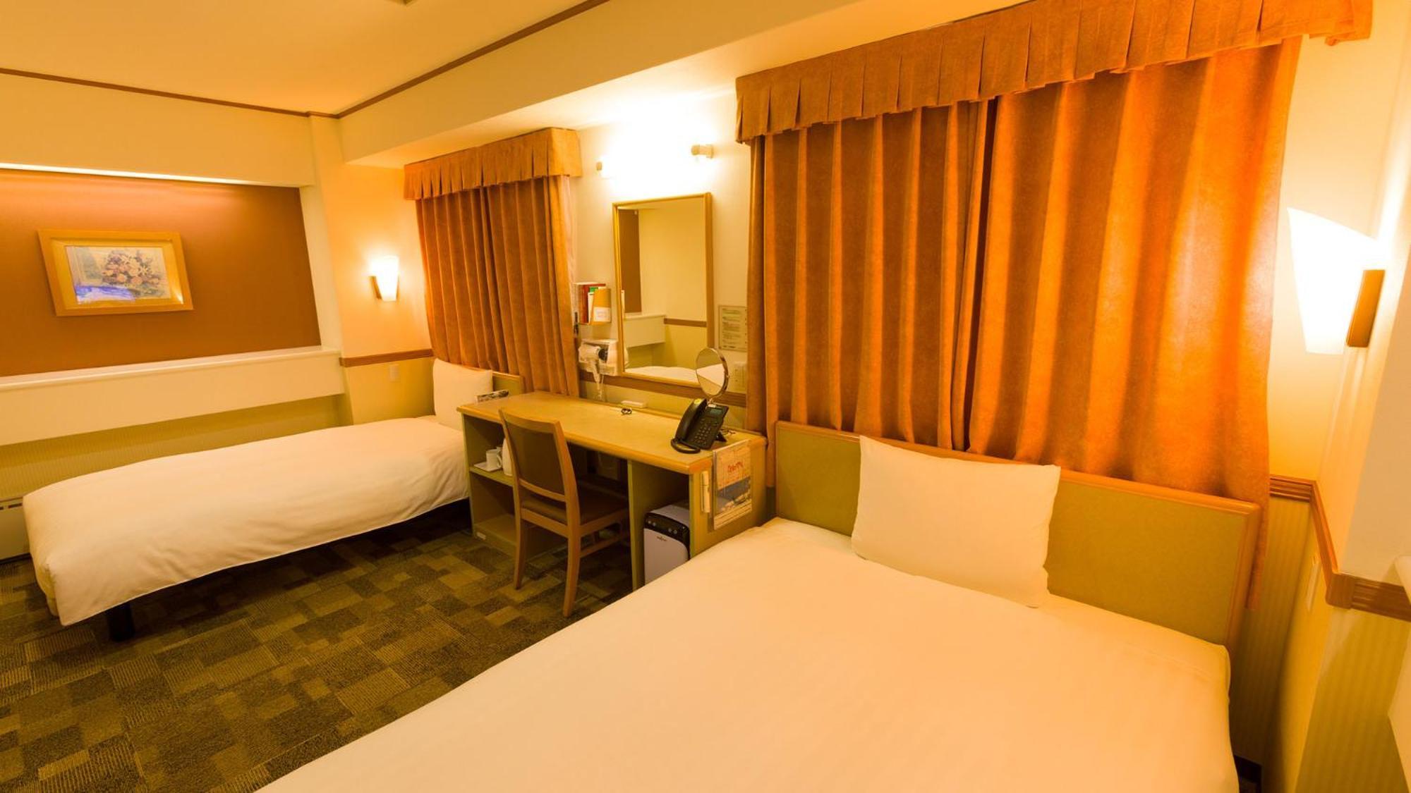 Toyoko Inn Fujisan Numazu Eki Kita Guchi No 2 Pokoj fotografie