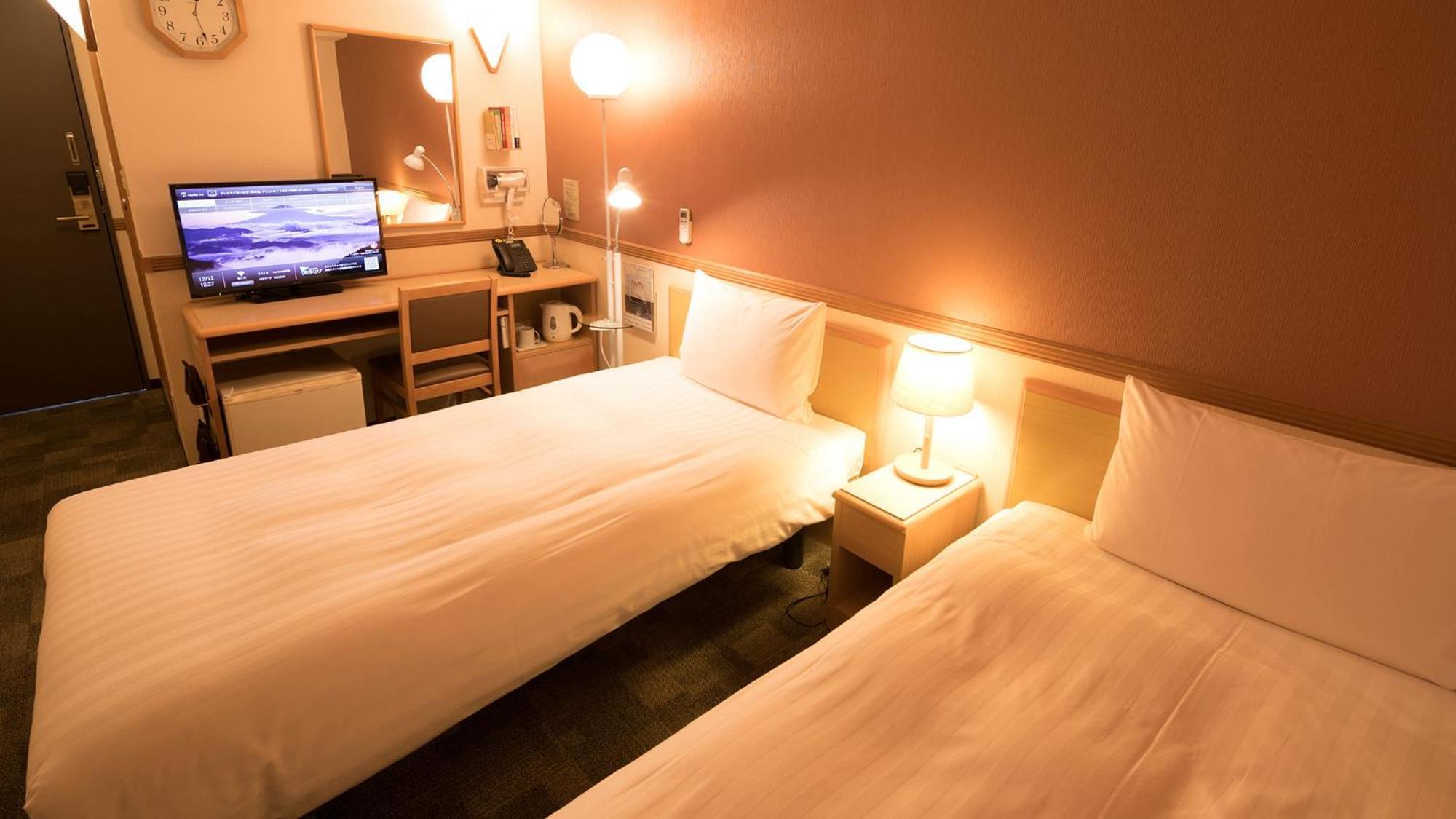 Toyoko Inn Fujisan Numazu Eki Kita Guchi No 2 Pokoj fotografie